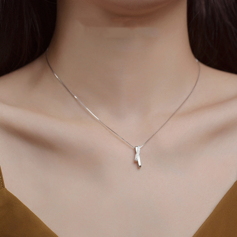 Pendant Clavicle Chain